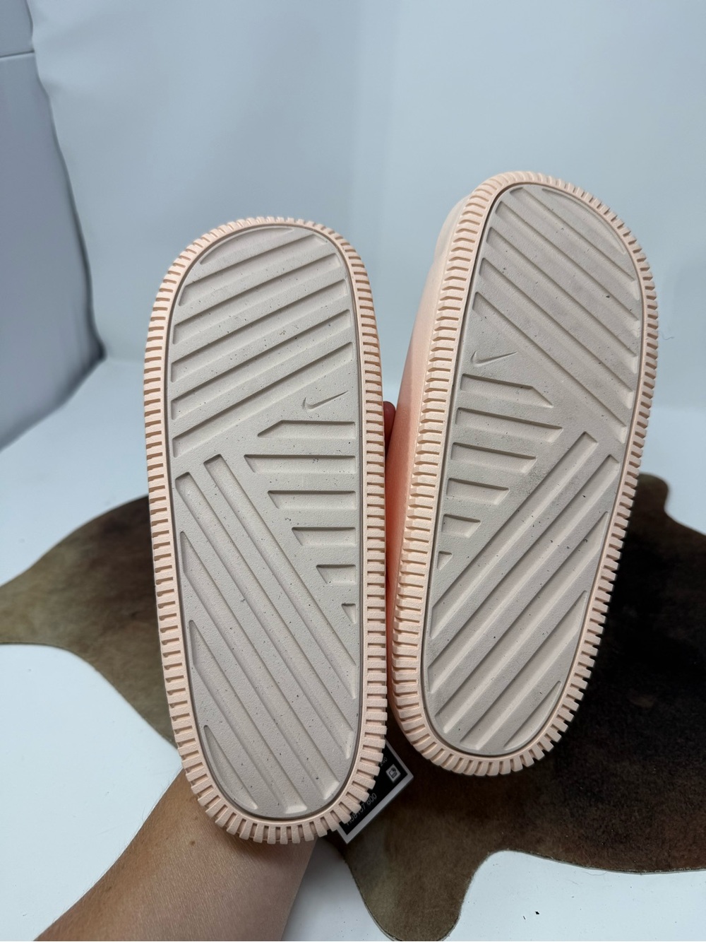NWT Nike Women's Calm Slide in Washed Coral Pink sz 7 (OPVRHI) - Picture 7 of 8